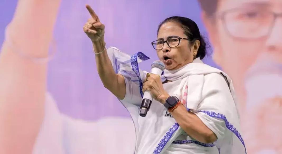 পশ্চিমবঙ্গের সাবেক মুখ্যমন্ত্রী মমতা বন্দ্যোপাধ্যায় | ছবি: সংগৃহীত