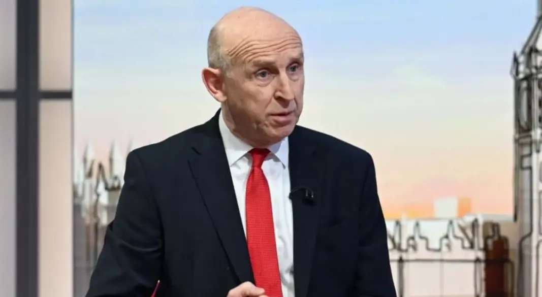 ব্রিটিশ প্রতিরক্ষামন্ত্রী জন হিল। সংগৃহীত ছবি