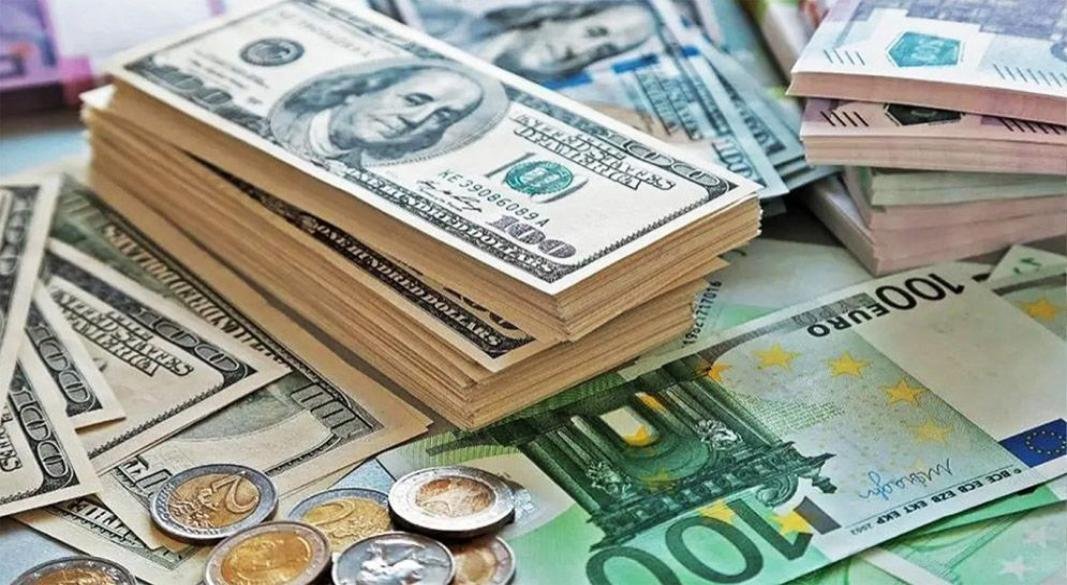 মুদ্রার বিনিময় হার পরিবর্তন হতে পারে। সংগৃহীত ছবি