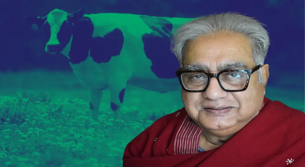 বাংলাদেশে এসে গরুর মাংস ও ইলিশ মাছকে নিজের পছন্দের খাবার বলে সামাজিক মাধ্যমে সমালোচনার মুখে পড়েছেন অভিনেতা বিশ্বজিৎ চক্রবর্তী। ছবি: সংগৃহীত