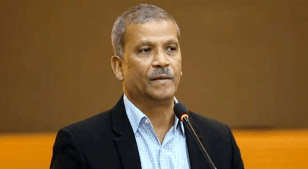 আইন উপদেষ্টা আসিফ নজরুল