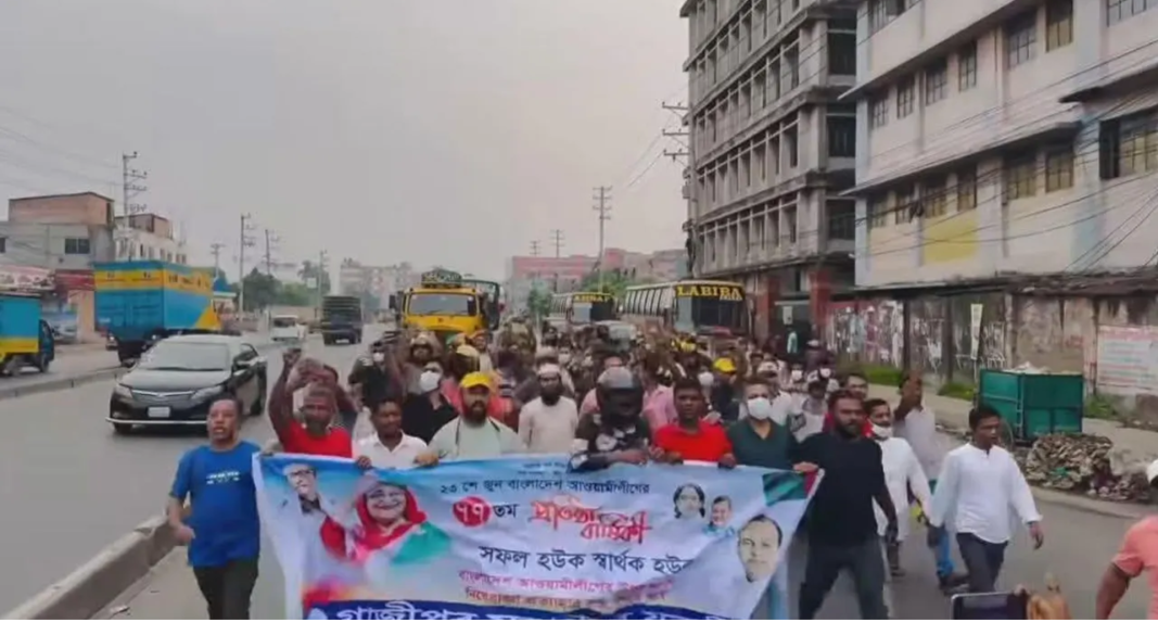 ‘সামনে এলে মেরে ফেলার’ হুমকি