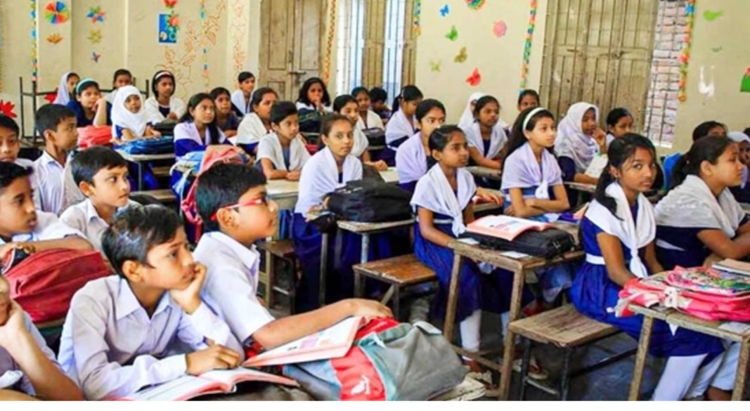 জুলাই থেকে প্রাথমিক শিক্ষার্থীরা পাচ্ছে বিনামূল্যে ইউনিফর্ম ও শিক্ষা উপকরণ
