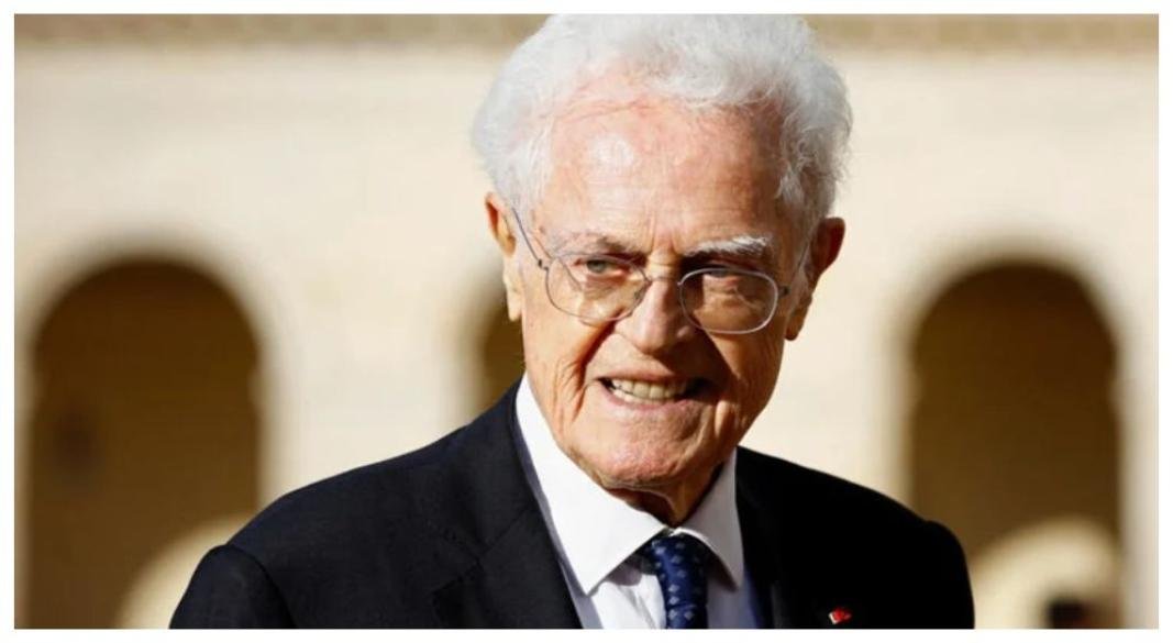 ফ্রান্সের সাবেক প্রধানমন্ত্রী লিওনেল জোস্পাঁ।