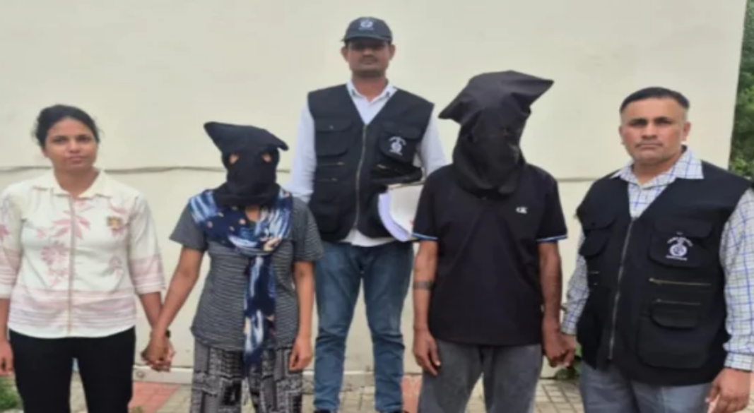 প্রেমিকার সঙ্গে পালিয়ে গিয়ে গ্রেপ্তার স্বামী