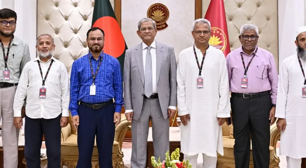 (কুয়েট) উপাচার্য অধ্যাপক ড. মুহাম্মদ মাছুদের নেতৃত্বে একটি প্রতিনিধিদল রাষ্ট্রপতির সঙ্গে সৌজন্য সাক্ষাৎ