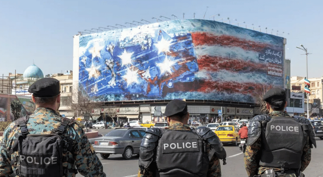 ইরানে বিশ্ববিদ্যালয় শিক্ষার্থীদের বিক্ষোভে দেশের পরিস্থিতি উত্তপ্ত