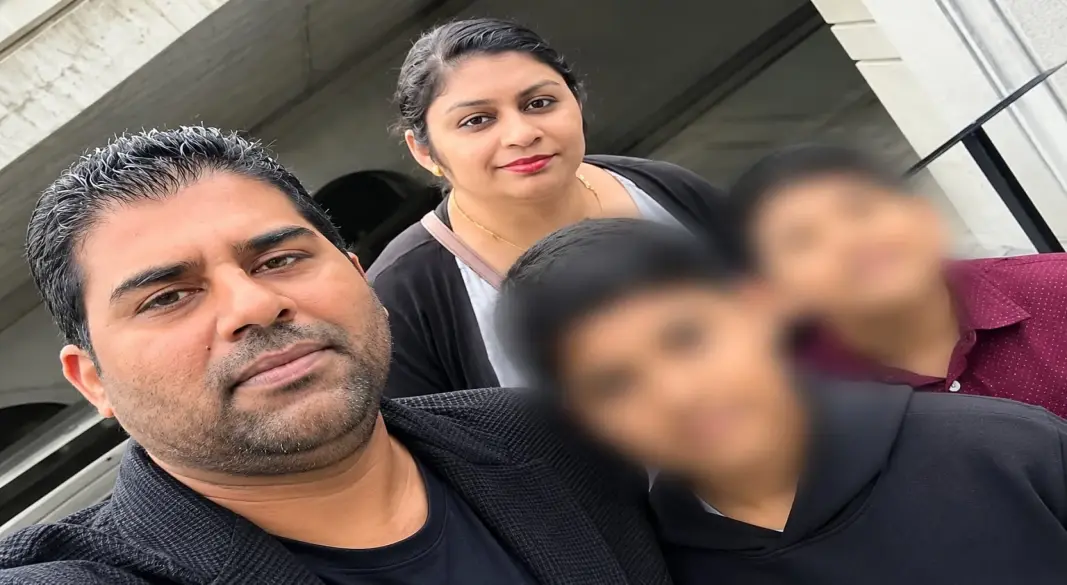 কানাডায় আট বছর বসবাসের পর অ্যাসাইলাম আবেদন প্রত্যাখ্যাত হওয়ায় ভারত ফিরে গেছে কুমার পরিবার। ছবি: সংগৃহীত