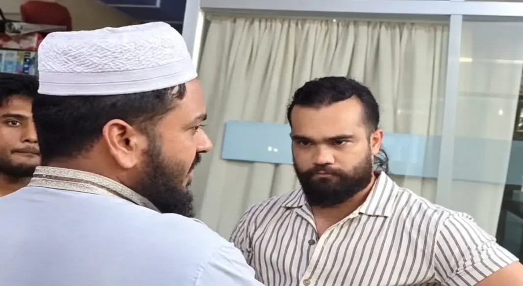 গাজীপুরের টঙ্গীতে শিশুশিক্ষার্থীকে যৌন নিপীড়নের অভিযোগে মাদ্রাসা ভাইস প্রিন্সিপাল মুসলেউদ্দিনকে আটক করেছে পুলিশ। ছবি: সংগৃহীত
