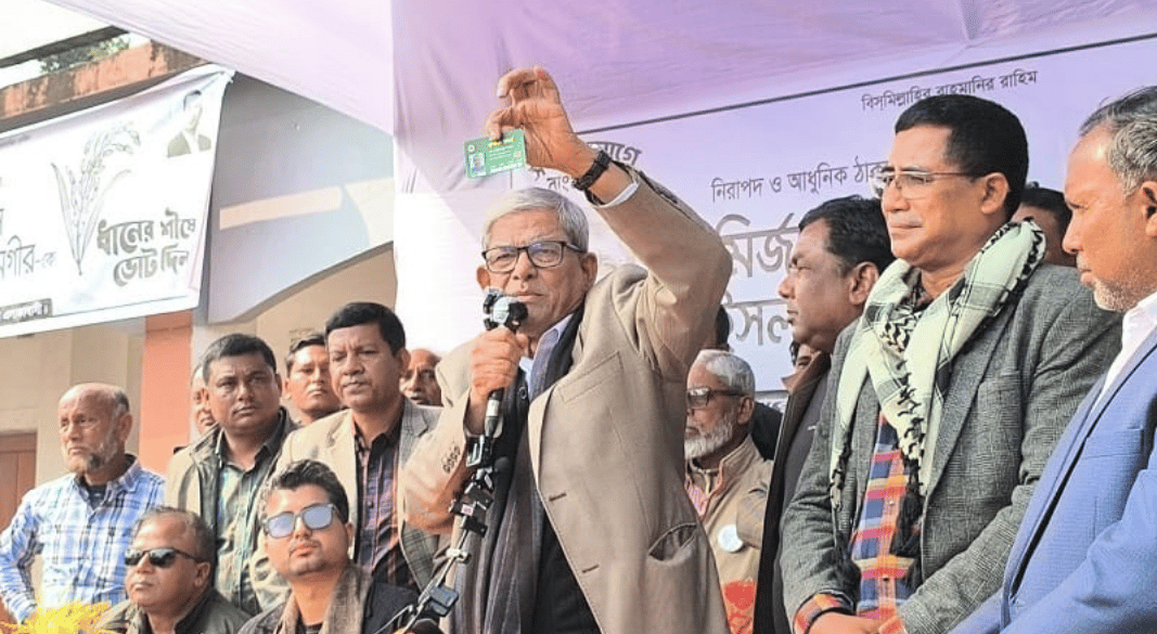 ঠাকুরগাঁওয়ে নির্বাচনী জনসভায় মির্জা ফখরুল ইসলাম আলমগীর