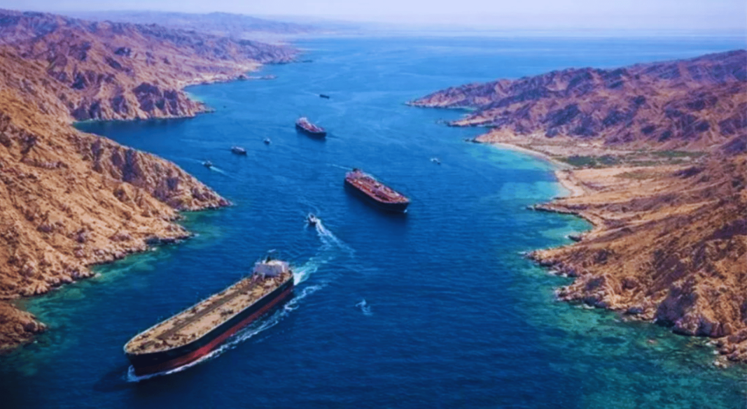 পশ্চিমাদের জন্য হরমুজ প্রণালী বন্ধ ঘোষণা ইরানের আইআরজিসির