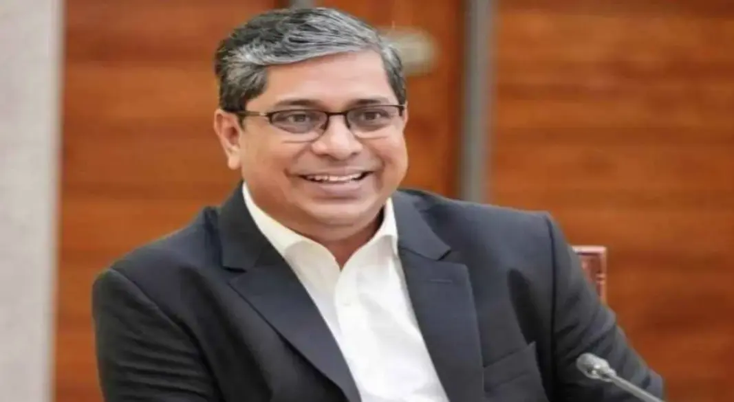 রাষ্ট্রপতির স্ত্রীও পাবে ফ্যামিলি কার্ড! চার বছরের মধ্যে সবার কাছেই পৌঁছাবে
