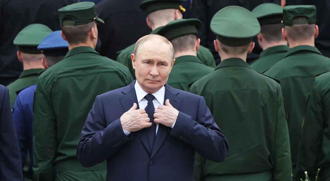 রাশিয়ার প্রেসিডেন্ট ভ্লাদিমির পুতিন। ছবি: দ্য ইকোনমিস্ট