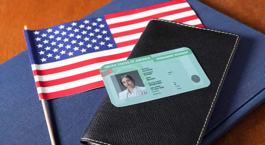 গ্রিন কার্ড স্পনসরদের ক্রেডিট তথ্য যাচাইয়ের নতুন সুযোগ পেল ইউএসসিআইএস