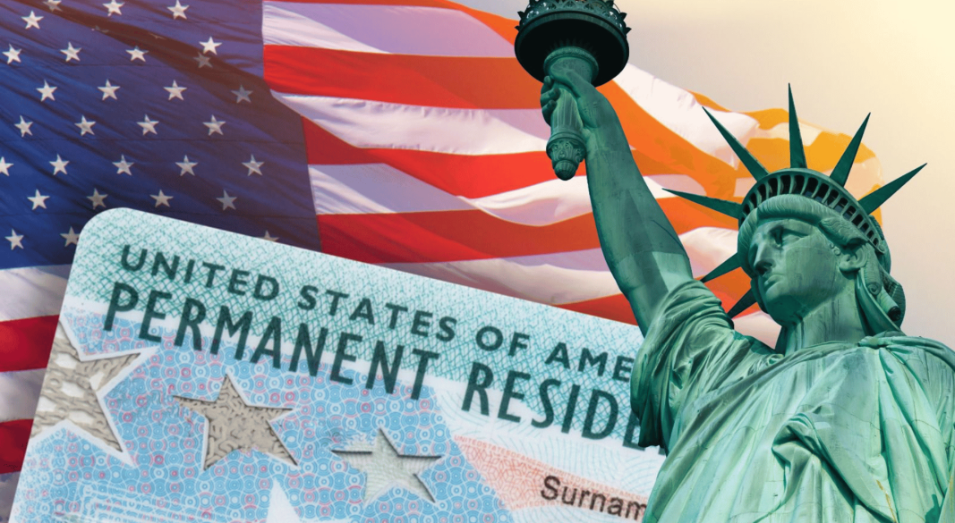 যুক্তরাষ্ট্রে পুরোনো গ্রিনকার্ড যাচাইয়ে কড়াকড়ি — উদ্বেগে লাখো অভিবাসী